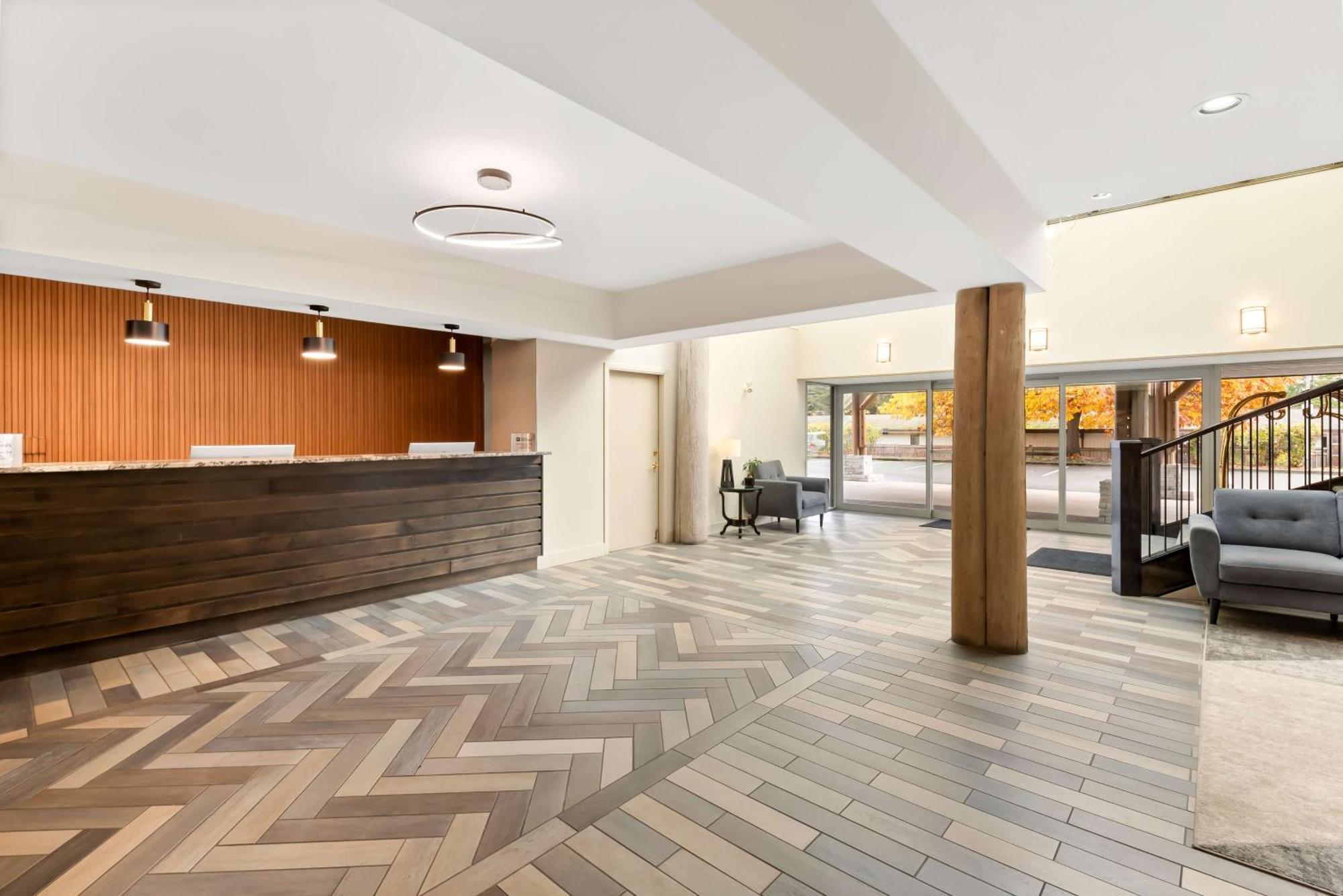 Hotel Feng, BW Signature Collection Parksville Exterior photo
